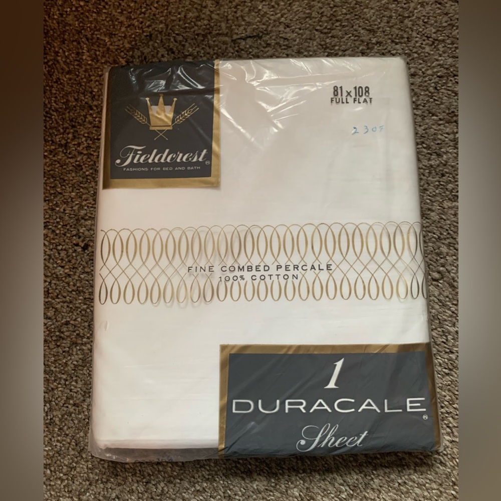NEW Vintage Fieldcrest Full Flat Sheet 81x108